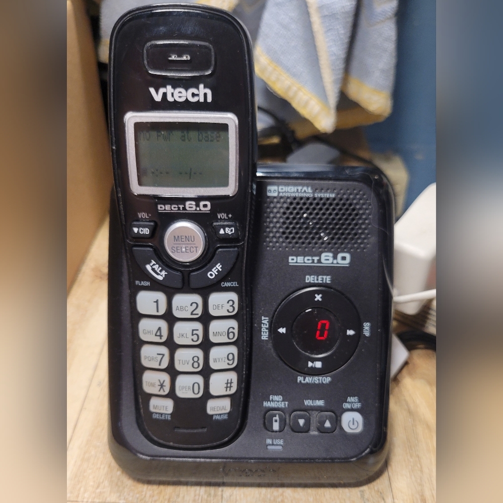 VTech CS6124-11 Single Line DECT 6.0 Cordless Phone Black w/Answering System